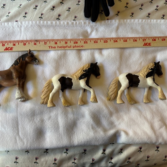 Schliech Set of 3 Horse Figurines 2 Ponies 1 Draft Horse Toys Figurines Collect - Picture 8 of 8